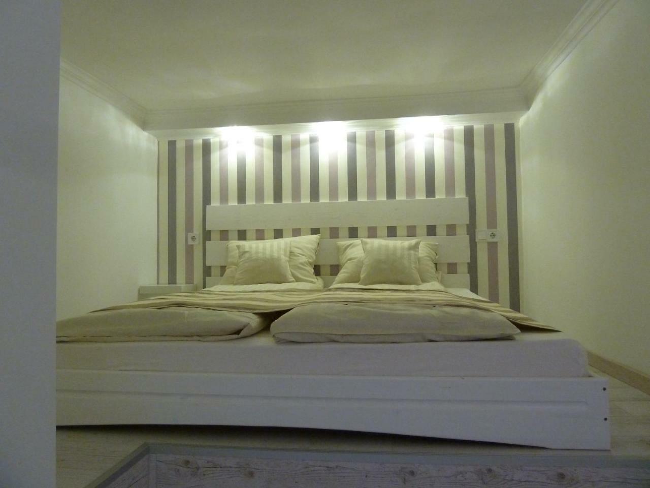 Kossuth Apartmanok ديبريتْسين المظهر الخارجي الصورة