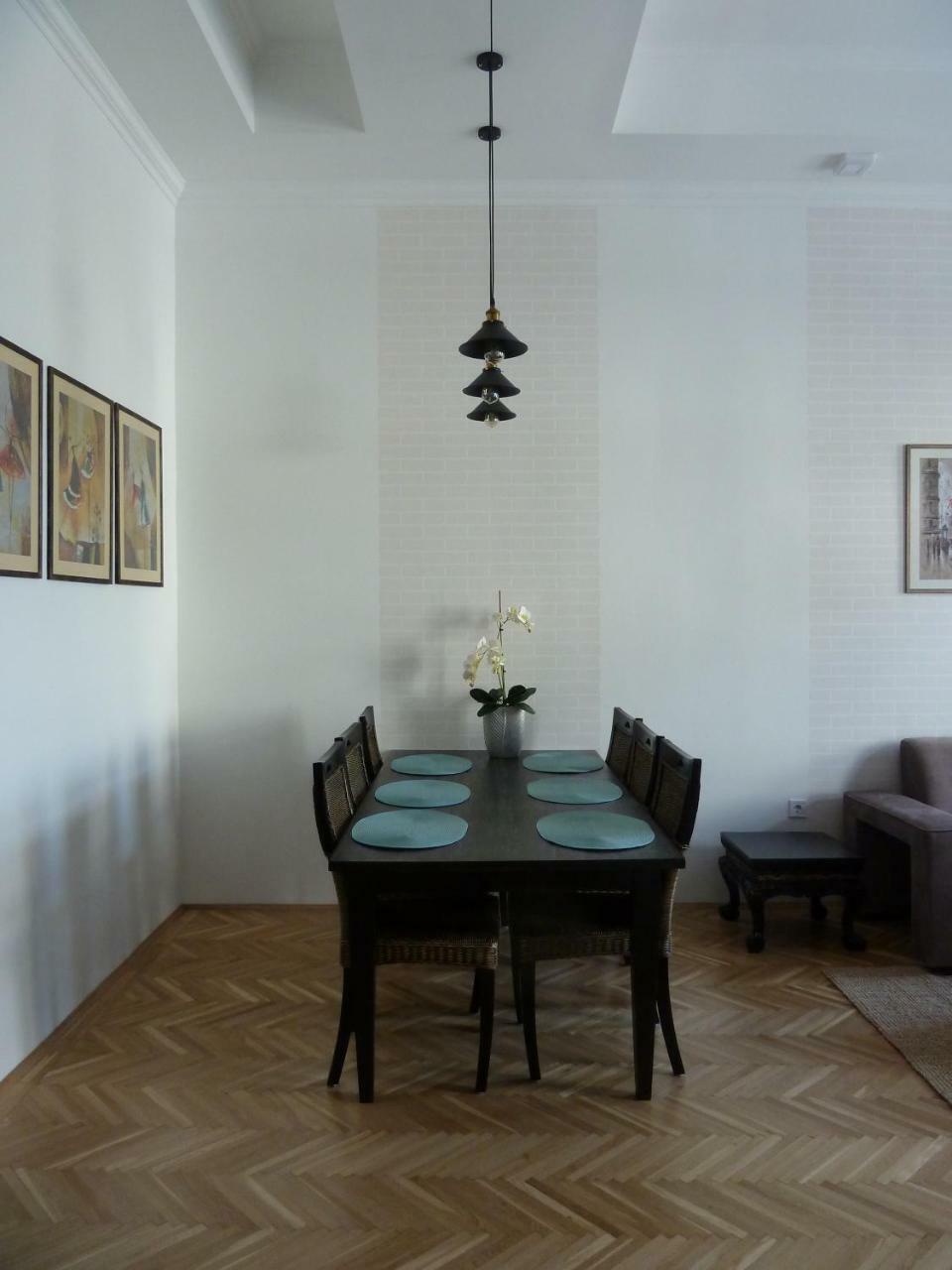 Kossuth Apartmanok ديبريتْسين المظهر الخارجي الصورة